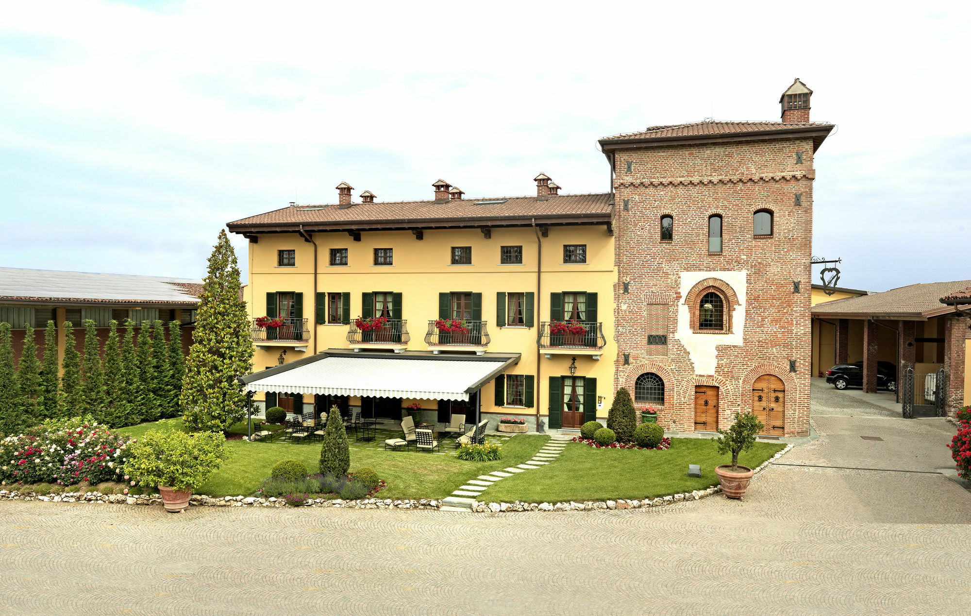 La Torre Dei Canonici Lumellogno Exterior photo